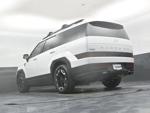 Used 2025 Hyundai Santa Fe SEL FWD image 46