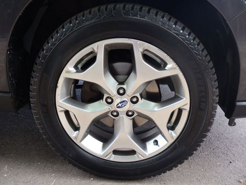 Used 2017 Subaru Forester 2.5i Touring AWD/4WD image 45