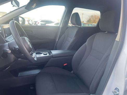 Used 2023 Nissan Rogue S image 20