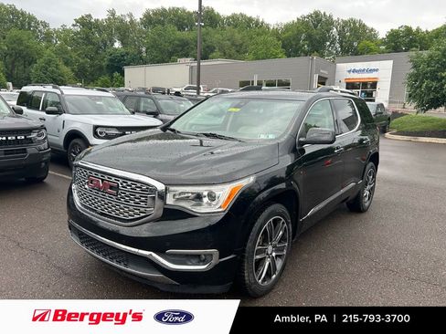 Used 2019 GMC Acadia Denali w/ Technology Package AWD/4WD image 1