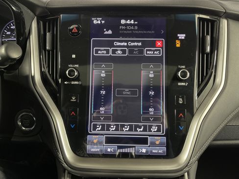 Used 2020 Subaru Outback Premium image 24