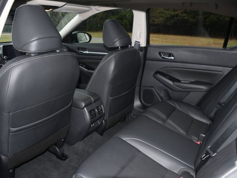 Used 2022 Nissan Altima 2.5 SL image 17