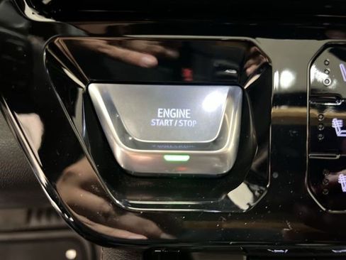 New 2026 GMC Sierra 1500 AT4 w/ AT4 Premium Package AWD/4WD image 16