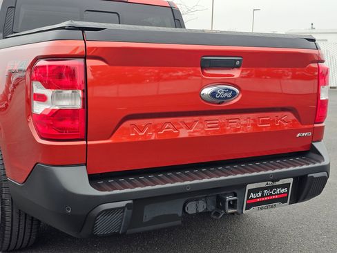 Used 2022 Ford Maverick Lariat w/ Lariat Luxury Package image 7