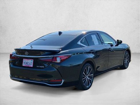 Used 2023 Lexus ES 300h w/ Premium Package FWD image 5