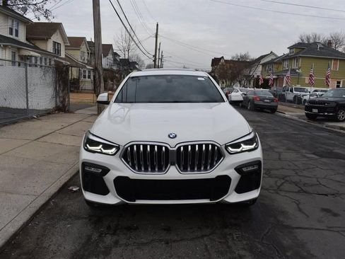 Used 2021 BMW X6 xDrive40i AWD/4WD image 2