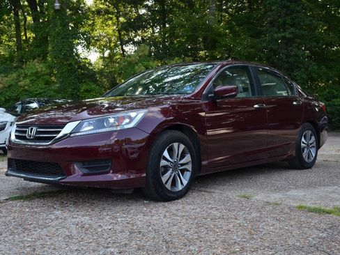 Used 2013 Honda Accord LX image 3