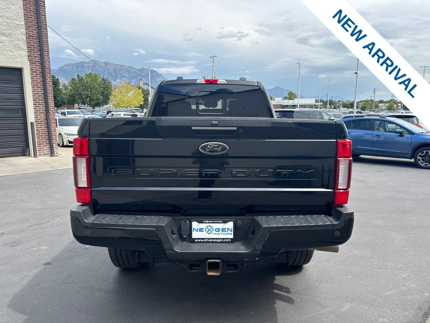 Used 2022 Ford F350 Lariat w/ Tremor Off-Road Package AWD/4WD image 7