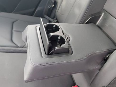 Used 2025 Audi Q3 2.0T Premium AWD/4WD image 27