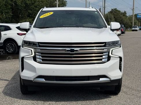 Used 2024 Chevrolet Tahoe High Country RWD image 2