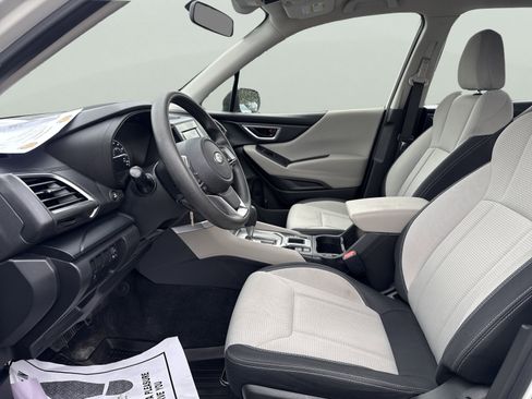 Used 2019 Subaru Forester AWD/4WD image 17