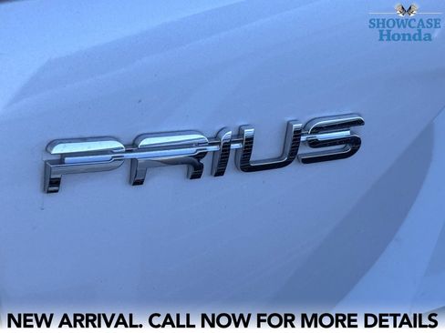 Used 2022 Toyota Prius LE FWD image 11