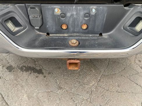 Used 2014 RAM 1500 Laramie w/ Convenience Group image 4