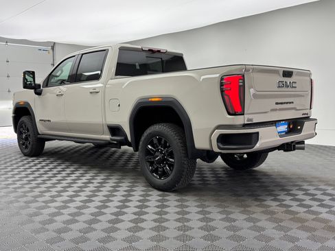 New 2026 GMC Sierra 2500 AT4 w/ AT4 Premium Plus Package AWD/4WD image 14