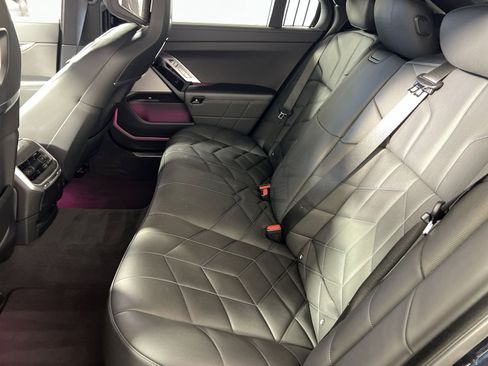 Used 2024 BMW 740i xDrive image 25