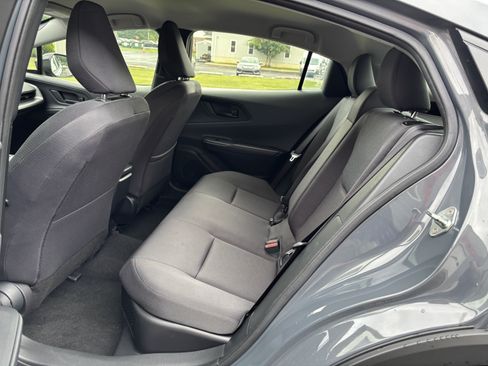 Used 2024 Toyota Prius LE FWD image 14