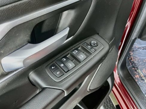 Used 2022 RAM 1500 Big Horn AWD/4WD image 26