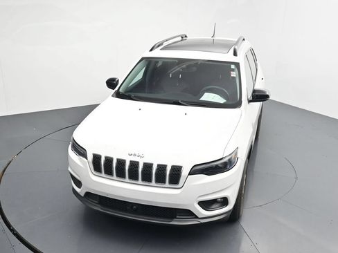Used 2022 Jeep Cherokee Latitude Lux w/ Sun & Sound Group AWD/4WD image 11
