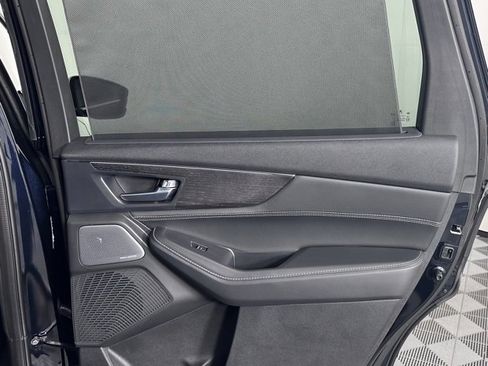 Certified 2025 Acura MDX w/ Advance Package image 28