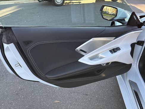 Used 2021 Chevrolet Corvette Stingray Preferred Cpe w/ 2LT image 15