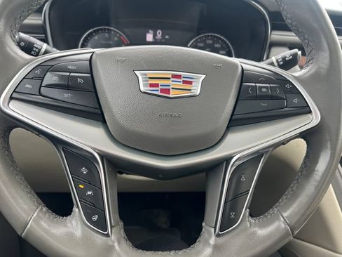 Certified 2023 Cadillac XT5 Premium Luxury AWD/4WD image 30