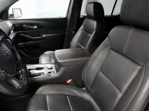 Used 2023 Chevrolet Traverse RS w/ LPO, Floor Liner Package AWD/4WD image 27