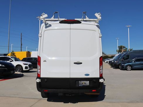 Used 2020 Ford Transit 250 Medium Roof image 4