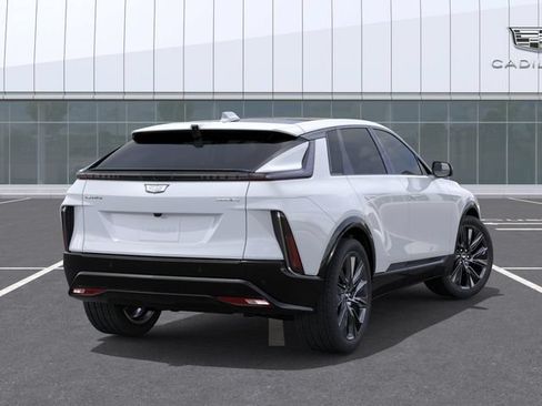 New 2026 Cadillac Lyriq Signature Sport w/ Nappa Leather Package AWD/4WD image 4