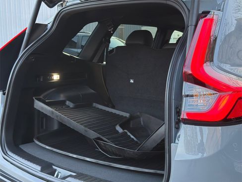 Used 2026 Honda CR-V Sport Touring image 9