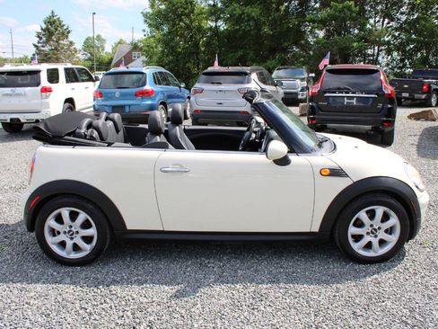 Used 2009 MINI Cooper Convertible FWD image 6