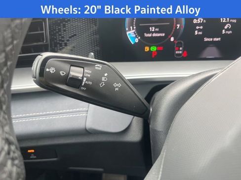 New 2026 Volkswagen Tiguan SE R-Line image 13