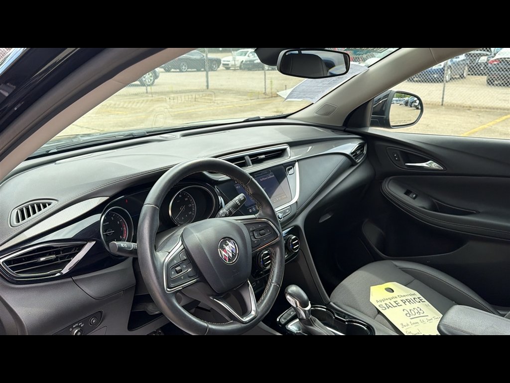 Used 2023 Buick Encore GX Select w/ Sport Touring Package FWD image 9