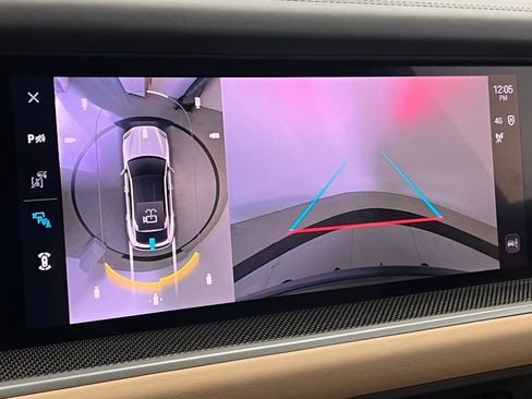 Used 2024 Porsche Cayenne Turbo image 15