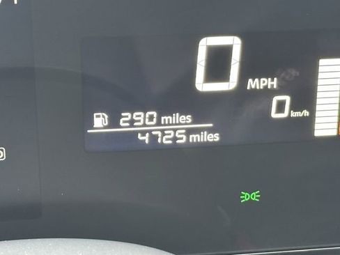 Certified 2025 Nissan Kicks SV image 28