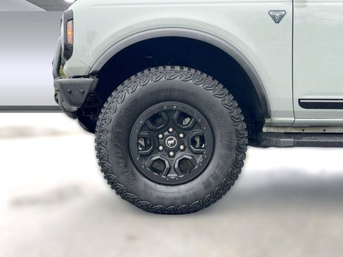 Used 2021 Ford Bronco First Edition image 10