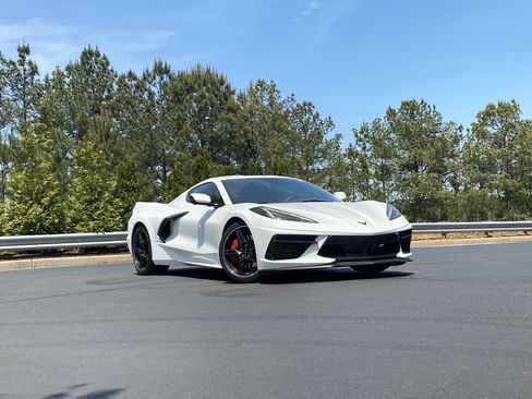 Used 2020 Chevrolet Corvette Stingray Preferred Cpe w/ 2LT Preferred Equipment Group image 2