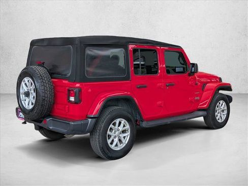Used 2018 Jeep Wrangler Unlimited Sahara w/ Cold Weather Group image 5