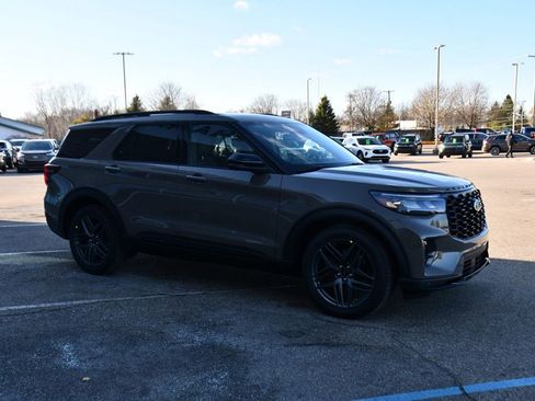 New 2026 Ford Explorer ST w/ Sun And Sound Package AWD/4WD image 8