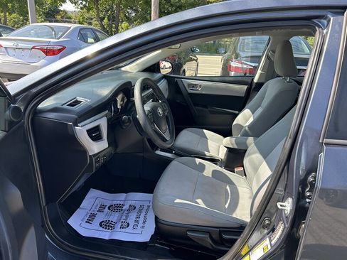 Used 2014 Toyota Corolla LE FWD image 8