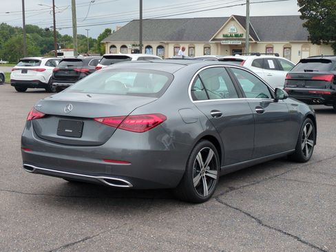 Used 2025 Mercedes-Benz C 300 Sedan image 3