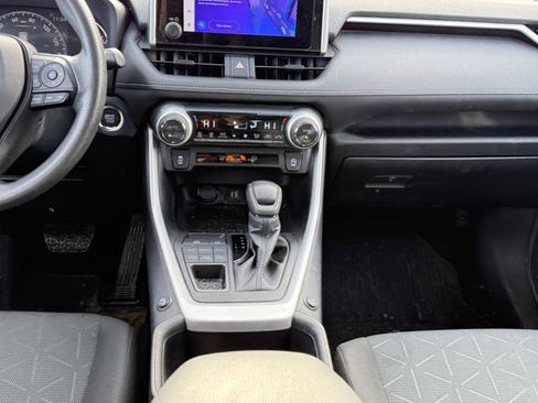 Used 2024 Toyota RAV4 XLE w/ Convenience Package image 14