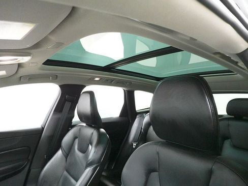 Used 2023 Volvo XC60 B5 Core w/ Climate Package AWD/4WD image 22