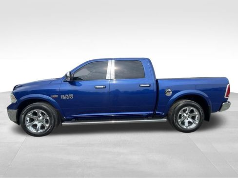 Used 2016 RAM 1500 Laramie w/ Convenience Group AWD/4WD image 17