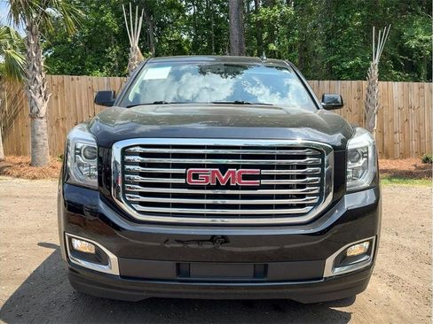 Used 2017 GMC Yukon SLT w/ Open Road Package AWD/4WD image 14