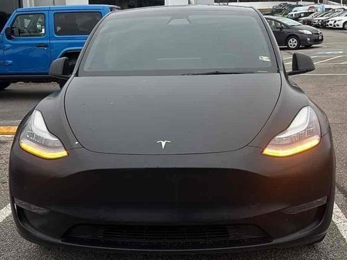 Used 2021 Tesla Model Y Long Range image 2