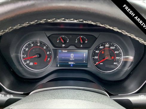 Used 2022 Chevrolet Camaro LT RWD image 12
