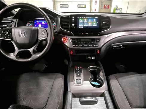 Used 2022 Honda Pilot Sport image 16