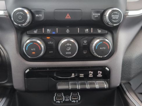 Used 2022 RAM 1500 Laramie w/ Sport Appearance Package AWD/4WD image 33