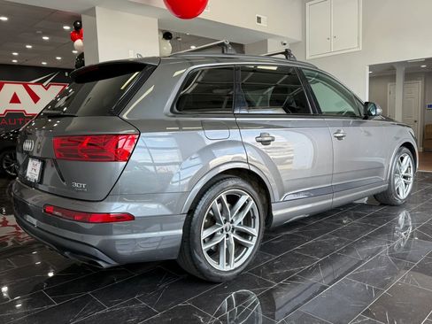 Used 2018 Audi Q7 3.0T Prestige AWD/4WD image 6
