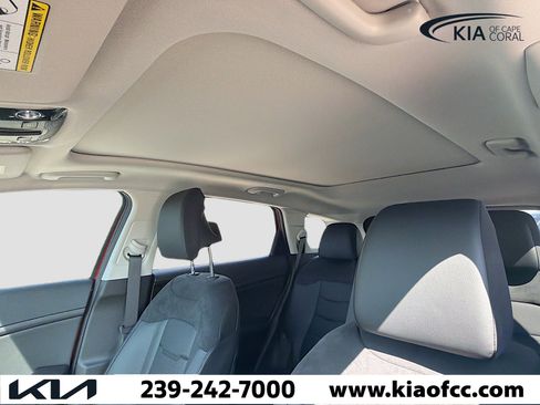 New 2026 Kia Sportage SX image 25